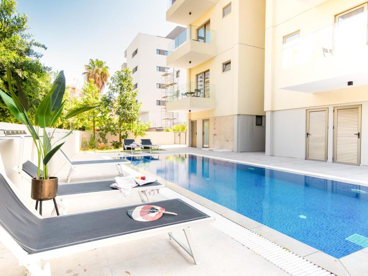 Sanders Evolution Apartment Limassol Luaran gambar
